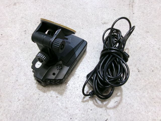 【中古】★激安!★DIXIA ドライブレコーダー ドラレコ 点灯OK / 2R2-320