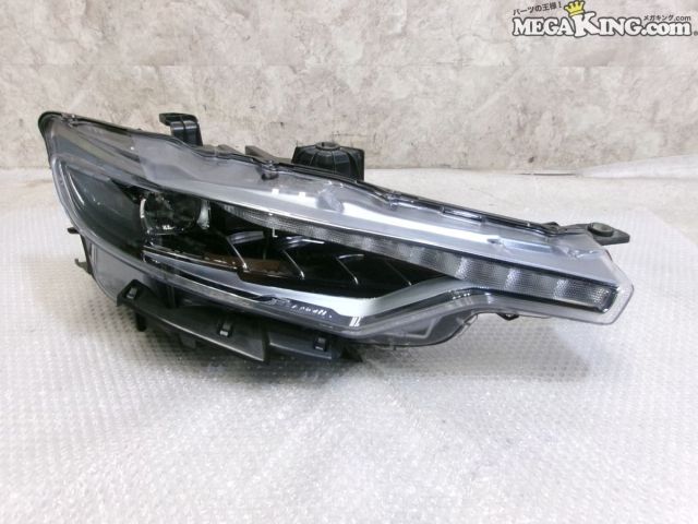 【中古】マセラティ MLE30 レヴァンテ レバンテ 後期 純正 ノーマル LED ヘッドライト ヘッドランプ 右 06701595400 / T3-1202