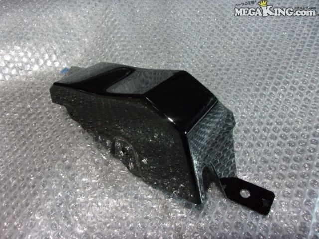 状態詳細 画像の物が全てです。 新品未使用品ですが、一応アウトレット品としてお考えください。 多少のヨゴレ、保管キズ、小キズ等はご了承ください。 特徴 コンディションランク 【 S 】 未使用・展示品 一定期間保管・展示されいていた商品。 商品画像撮影の為、開封の場合もあります。 メーカー MODELLISTA モデリスタ タイプ - 型式・仕様 ZVG11 車種 カローラクロス 品番 76912-ZG100-C2 76902-ZG100 カラー_素材 カラーNo218 アティチュードブラックマイカ 管理番号 4S4-455 P:Saku - D:Higu - Ph:4 - SAGAWA　R:2310 / 38　-　14 - 14