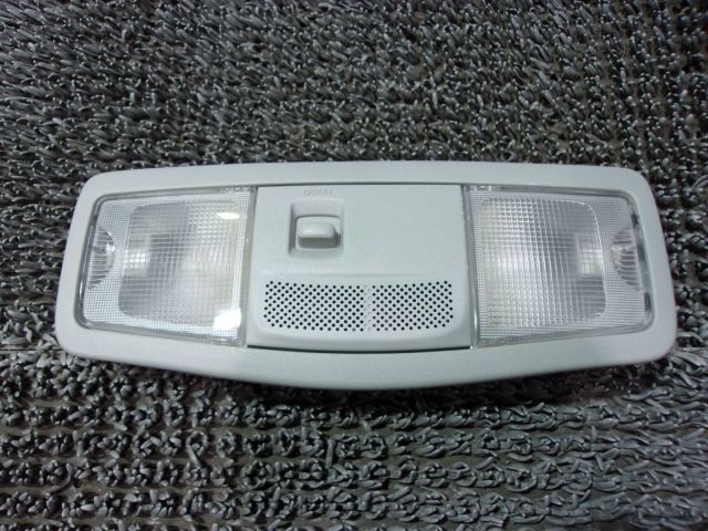【中古】★激安!★CZ4A ランサーエボリューション10 ランエボ10 純正 ノーマル ルームランプ ライト / 2R7-1251