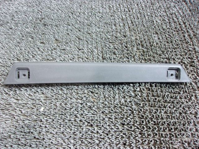 【中古】★激安!★車種不明 トヨタ 純正 トリム パネル カバー シート部分 ? 分かる方 / Q11-1622(2)