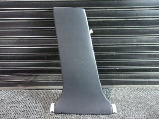 【中古】★激安!★GRS180 クラウン ロイヤル 18クラウン 純正 ノーマル センターピラー ガーニッシュ パネル 62414-30130 / Q8-552