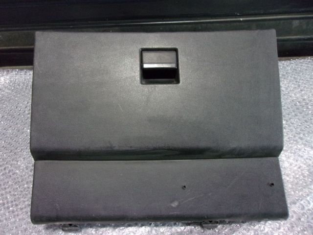 【中古】★激安!★AE86 レビン トレノ ハチロク 後期 純正 ノーマル グローブボックス BOX 小物入れ 車検証入れ 4AG 55550-12231 / ...