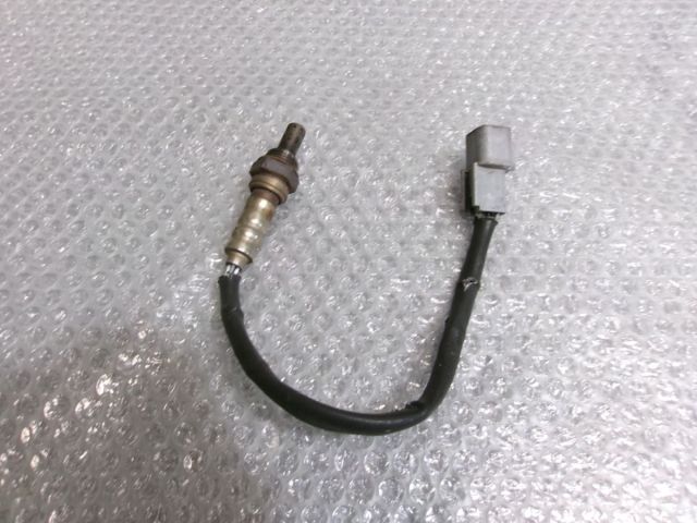 【中古】★激安!★車種不明 スズキ ? 純正 ノーマル O2センサー 4ピン HN22S ? Kei ? 分かる方 / Q8-1371