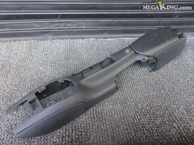【中古】PORSCHE ポルシェ 911 996 カレラ 純正 ノーマル センターコンソール 99655222700 / S8-1693