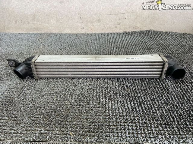 【中古】MINI ミニ R56 ミニクーパー 純正 ノーマル インタークーラー 2751277-07 / 5T6-613