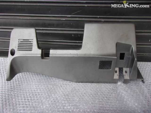 【中古】S15 シルビア 純正 ノーマル コラム下パネル 68106 85F10 / 2S8-695