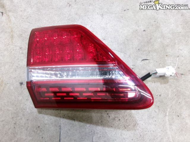 値下げしました。未使用品/部品取りに。ディーラー品純正、CROWNアスリート30系右テールレンズ 2026年最新】Yahoo!オークション -18クラウン テール(パーツ)の中古品