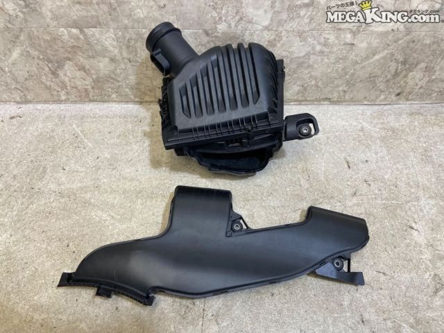 【中古】MINI ミニ F56 ミニクーパーS 純正 ノーマル エアクリーナーボックス エアクリ 1371 7609482 / T5-1864
