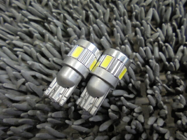 Rakuten - 【中古】★新品!★社外 T10 LED ウェッジ球 バルブ 10chip ホワイト 2個 汎用 ナンバー灯 ルームランプ / H5-522