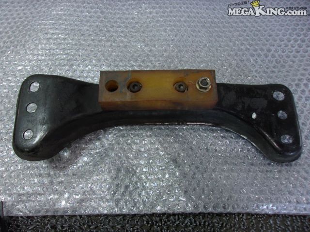 【中古】NA・ターボ不明 S13 シルビア 純正 ノーマル ミッションマウント ブラケット ステー ユーラス イモようかん 打刻B / 2S8-314