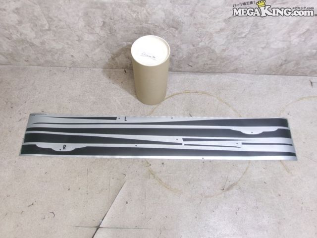 【中古】★未使用★BMW F22 2シリーズ Mパフォーマンス 純正 ノーマル サイドデカール 51142351086 F23 等 / S7-031