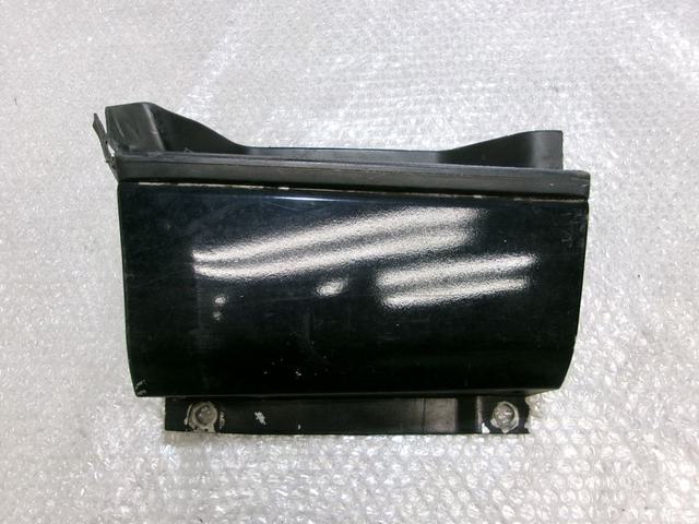 【中古】★激安!★200系 ハイエース 純正 ノーマル フロント ステップカバー サイドステップ 右 運転席側 51773-26032 / R4-1151