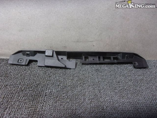 【中古】2015年~2020年 VAB WRX STI 純正 ノーマル アッパーカバー 57731VA190 VMG レヴォーグ 等 / 4T2-583