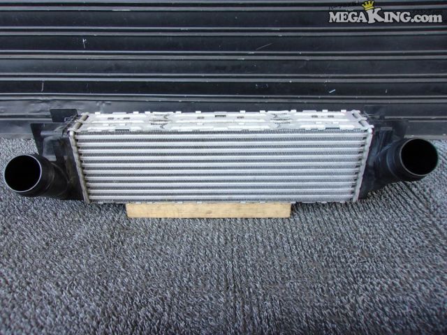 【中古】BMW F25 X3 純正 ノーマル インタークーラー 10段 17517823570-02 F26 X4 等 / S8-1804