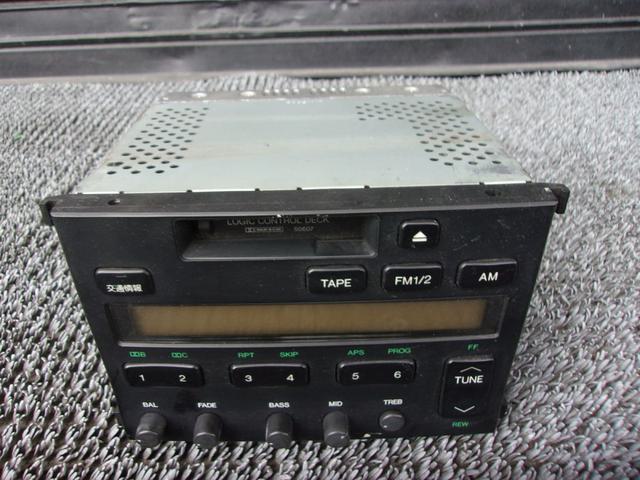 【中古】★激安!★JZZ30 ソアラ 純正 ノーマル オーディオ カセット テープ デッキ AM FM ラジオ 86120-24160 / 2R5-259