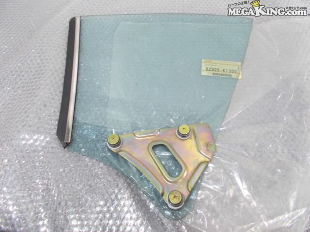 Rakuten - 【中古】★未使用 希少★710 バイオレット クーペ 純正 ノーマル クォーターガラス 右 レストアに / S7-615