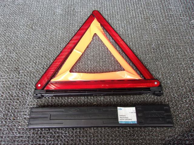【中古】★激安!★FORD フォード 純正 GEBRA 三角表示板 停止版 1109756 / R8-1600