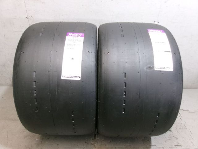 【中古】★未使用!★Hoosier フージャー スポーツカーDOTラジアル H7 P335/30ZR18 95W タイヤ 製造2620 ドラッグレース 2本 / 2Q11-155