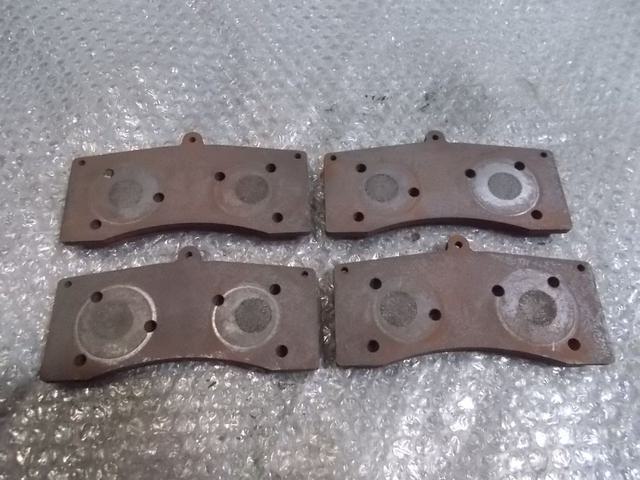 【中古】★激安!★車種不明 社外 ブレーキパッド 4POT 4ポット ポルシェ ? 911 ? 997 ? RS ? 分かる方 / 2R2-825