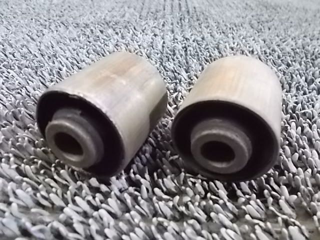 【中古】★激安!★EG6 シビック 無限 MUGEN ムゲン フロントダンパーフォーク ブッシュ 左右 / 2J11-980