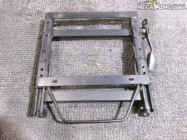 【中古】GC8 インプレッサ 後期 BRIDE ブリッド セミバケ セミバケット シートレール 底4点止め 右 運転席側 / 4S2-183