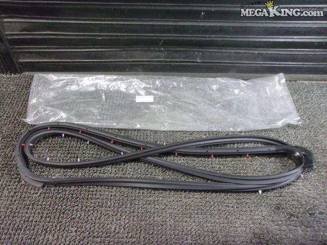 【中古】★未使用★RJ1 R1 純正 ノーマル フロント ドアウェザーストリップ 右 63511...