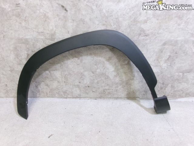 【中古】ZVG13 カローラクロス 純正 ノーマル フロント フェンダーアーチ 左 助手席側 75602-16010 / 2T2-025