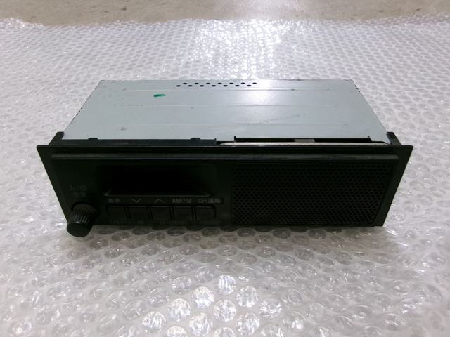 【中古】★激安!★NT100 クリッパー 純正 ノーマル ラジオデッキ スピーカー内蔵 1DIN 39101-82M21 DA17V エブリィ エブリー 等 / R5-835