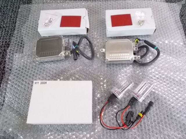 【中古】★未使用!★社外 バラスト バーナー セット ランプ ライト HID キセノン 3000K H11 W数不明 左右 / N8-1263