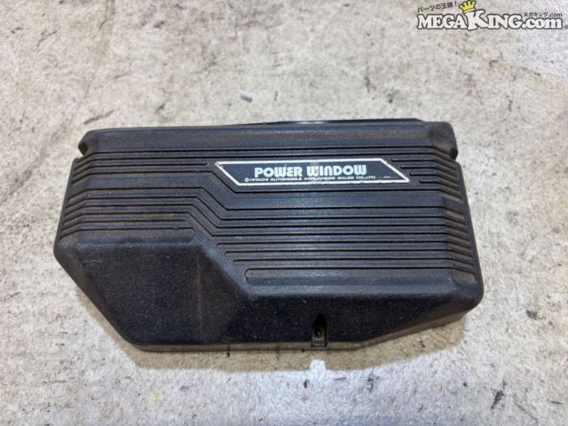 【中古】HITACHI ヒタチ パワーウインドウスイッチ パワーウインドウキット 16-40751 RT104 コロナ にて使用 / 2T5-300