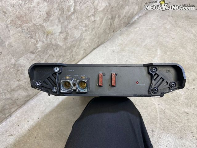 【中古】KICKER キッカー ZX650.4 アンプ オーディオ / 5T7-293