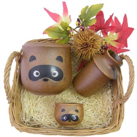 乐天商城 - ● たぬき湯かんセット お猪口付 お燗から冷やまで、お好みの温度をキープします。コストパフォーマンスのよい酒燗器です。とっくりやろうのかわいい妹分。
