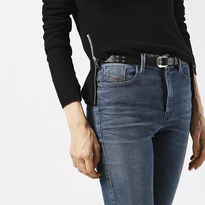 ★DIESEL ディーゼル レディース★牛革 本革 スタッズ装飾 細ベルト ナローベルト レザーベルト【B-EBONY】【サイズ85】【ブラック】die-l-a-a4-756 《メーカー希望小売価格23,100円》