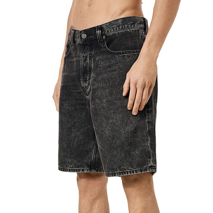■DIESEL ディーゼル メンズ■ヴィンテージウォッシュ加工 ブラックデニムショートパンツ ハーフパンツ【D-MACS-Z-SHORT】【W33】【ブラック】die-m-p-f4-794 《メーカー希望小売価格27,500円》