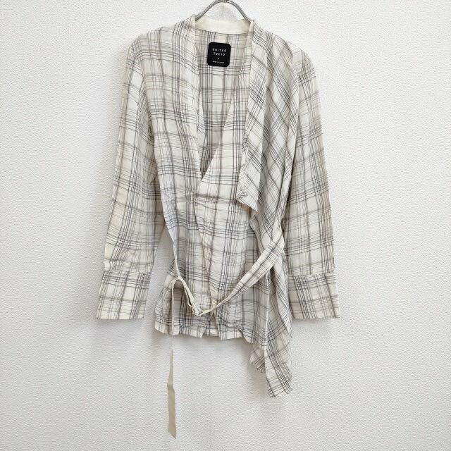 UNITED TOKYO ドレープシャツジャケット ベルト付き チェック ノーカラー アイボリー レディース ユナイテッドトウキョウ【中古】4-0906Mのサムネイル