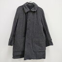 MF94983-984508-279 商品説明 ブランド Engineered Garments アイテム コート パッチワーク リバーシブルコート アメリカ製 カラー グレー ネイビー※色は実物を見て判断したものを記載しております。発売時のカラー展開は把握しておりませんので、メーカー公式のカラーとは異なる場合もございます事をご了承くださいませ。 性別タイプ メンズ 表記サイズ XS 実寸サイズ 着丈(後ろ)：約84cm身幅：約56cm裄丈：約82cm袖丈：約-cm※記載以外のサイズが合わないことを理由とした返品はできませんので、 記載部分以外で実寸サイズの気になる箇所があれば必ず購入前にご質問ください。 品質表示 表地：ナイロン50％、綿50％ 裏地：毛100％ 季節・シーズン 秋冬 状態 【参考ランク】 B 【全体の印象】 使用感が見受けられますが、使用する上で支障となるような大きなダメージではないと思います。 【状態】 ややアタリ 、 使用感 、 汚れ 【細かく見ると】 全体に着用感、右袖に汚れあり。 ※保管時にできた折りジワ、繊維付着などはご容赦下さい。 仕様 フロント： ボタン ポケット：ありスリット：31cm透け感： なし 裏地： あり その他 ※モニターの発色の具合によって実際のものと色が異なる場合があります。 質問などありましたらご遠慮なくどうぞ！状態ランク・サイズ計測について