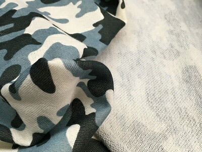 裏毛ニット　MEISAI　迷彩　少し冷えるときに重宝します裏毛ニット　人気の迷彩