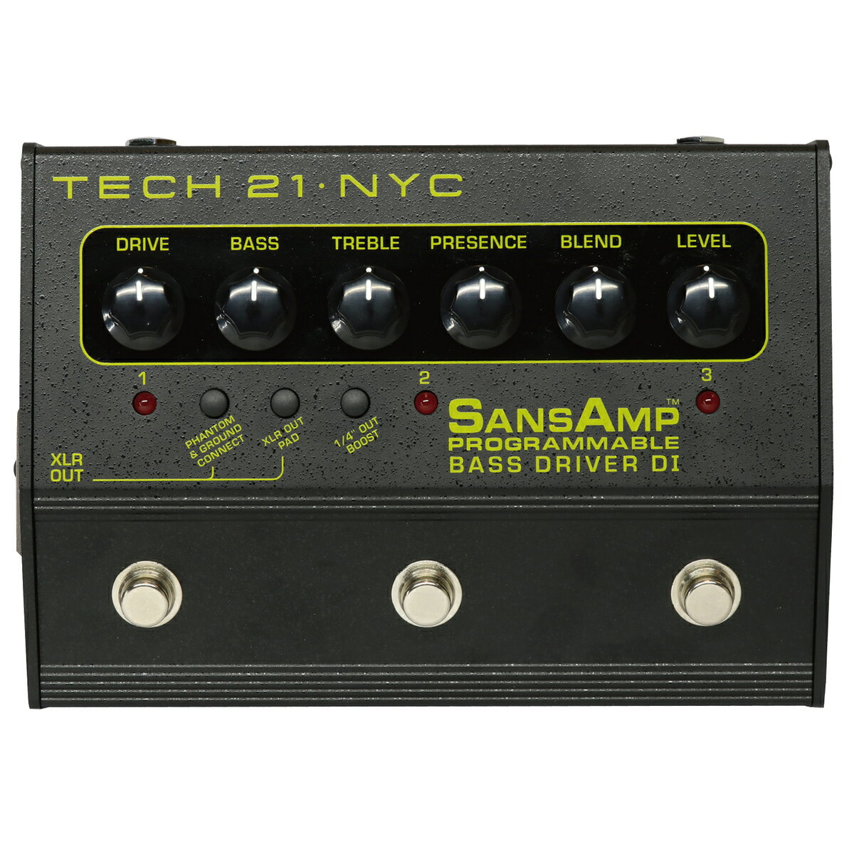 PROGRAMMABLE BASS DRIVERは「SANSAMP BASS DRIVER DI」に基づいて3チャンネルのフル・プログラム機能をフットスイッチでコントロール可能にしたモデルです。信号経路はアナログ回路で構成、SANSAMPサウンドを生み出すサチュレーション・ハイブリッド・モジュールによりBASS DRIVER DIサウンドを発揮します。DRIVE、BASS、TREBLE、PRESENCE, BLEND、LEVELの6系統のコントロール・セッティングを各チャンネルのフットスイッチにフル・プログラミングしてご使用いただけます。広いダイナミクス・レンジ、プレイ・テクニックに反応する素早いシグナル・レスポンスによりエフェクト・ボックスのクラスを越えたサウンド・クォリティーをベースアンプ、パワーアンプ、ライン・ミキサーなどに直接接続が可能です。PRESENCEコントロールは高域のハーモニクスやアタックが増幅可能です。DRIVEコントロールはオーバードライブの量を調整します。BLENDコントロールは楽器のダイレクト音とサンズアンプの音をミックスすることができます。LEVELコントロールは出力レベルを調整します。TREBLE / BASSコントロールはブースト、カットが可能なアクティブ・トーン・コントロールです。XLR PADは-20dBのPADスイッチです。PHANTOM &amp; GROUND CONNECTは本機のグランドを接続または、リフトするスイッチです。INPUTは1/4インチフォーン、1MΩ（電源スイッチ兼用）です。OUTPUTは1/4インチフォーン、1kΩです。XLR OUTPUTはXLR OUTPUTのバランス出力です。※本製品はACアダプターは付属しておりません。別途でお買い求め下さい。