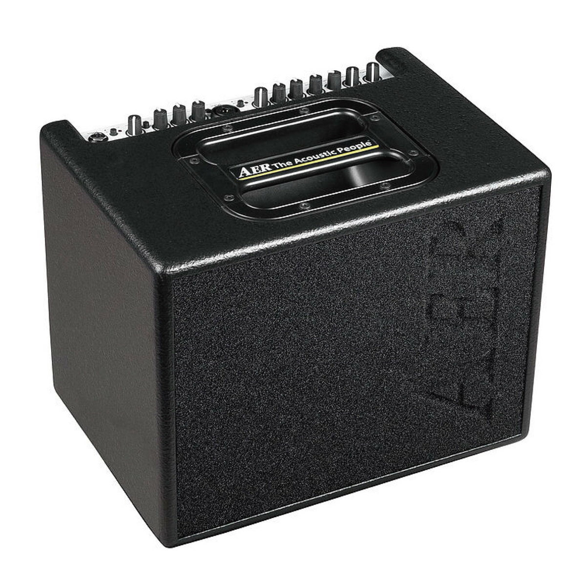 Compact60は全てのジャンル全ての楽器に対応し、コンパクトでパワフル、シンプルな操作性でステージ、スタジオ、ホームユースにも対応し、ミュージシャンの高い要求と基準をも満たす事の出来る製品です。コンパクトなサイズで世界中に知られておりますが、サイズはあくまで2番目のポイントです。1番のポイントは音質とシンプルな操作性であり、ミュージシャンがライブを行なう際のスタンダードモデルとなっています。本製品は8インチ・ツイン・コーン・スピーカーを搭載し、60Wの出力を完全に発揮するダイナミクス・コントロールを実現しました。Compact60/3からココが進化！◆レベル調整可能なAUX IN が付属→スマートフォン、MP3、ipod、CD 等のプレイヤーをつなげて再生可能、お気に入りのアーティスト楽曲に合わせて練習、SE やバックトラック等ライブ演出にも便利です。◆CH1 の+9Vファンタム電源がスイッチでON/OFF 可能→TRSフォンケーブルを使って一部のプリアンプシステムや、コンデンサマイクでのマイキングが容易になりました。ピックアップで音を拾えない楽器への汎用性が広がりました。◆DI OUT 出力をポストエフェクトかプリエフェクトの選択可能→お気に入りのエフェクターセッティングをPA から出力可能になりました。スタジオで作り上げたセッティングをそのままライブ会場全体に響き渡らせより一体感のあるライブ演出が可能になりました。