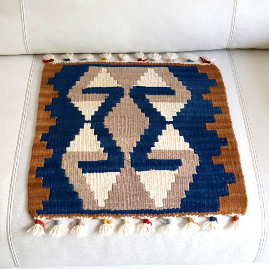 トルコキリム カイセリキリム41×39cmミンダーサイズ 手織り 一点もの