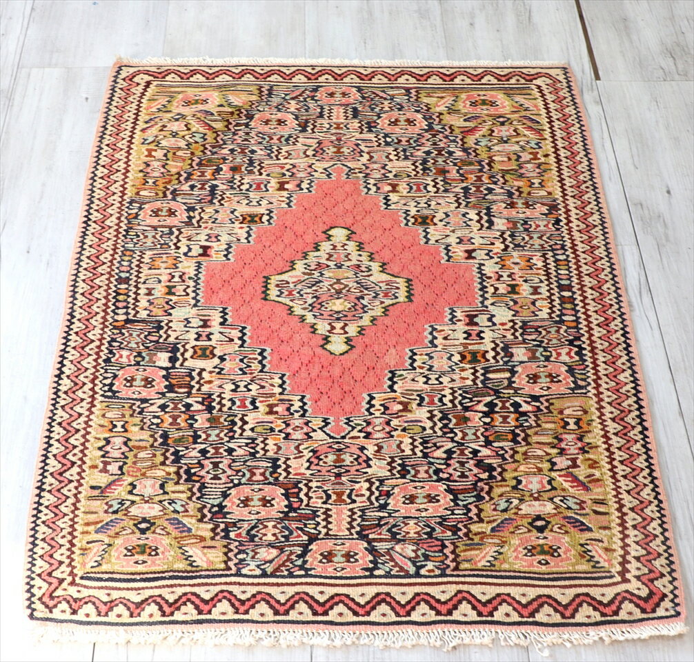 【15%OFFクーポン対象】オールドキリム セネ/ヤストゥク99×74cmピンクのメダリオン