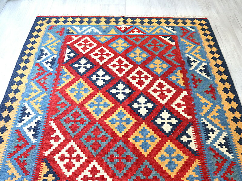 キリム・カシュカイ族の手織りキリム200×15...の紹介画像3