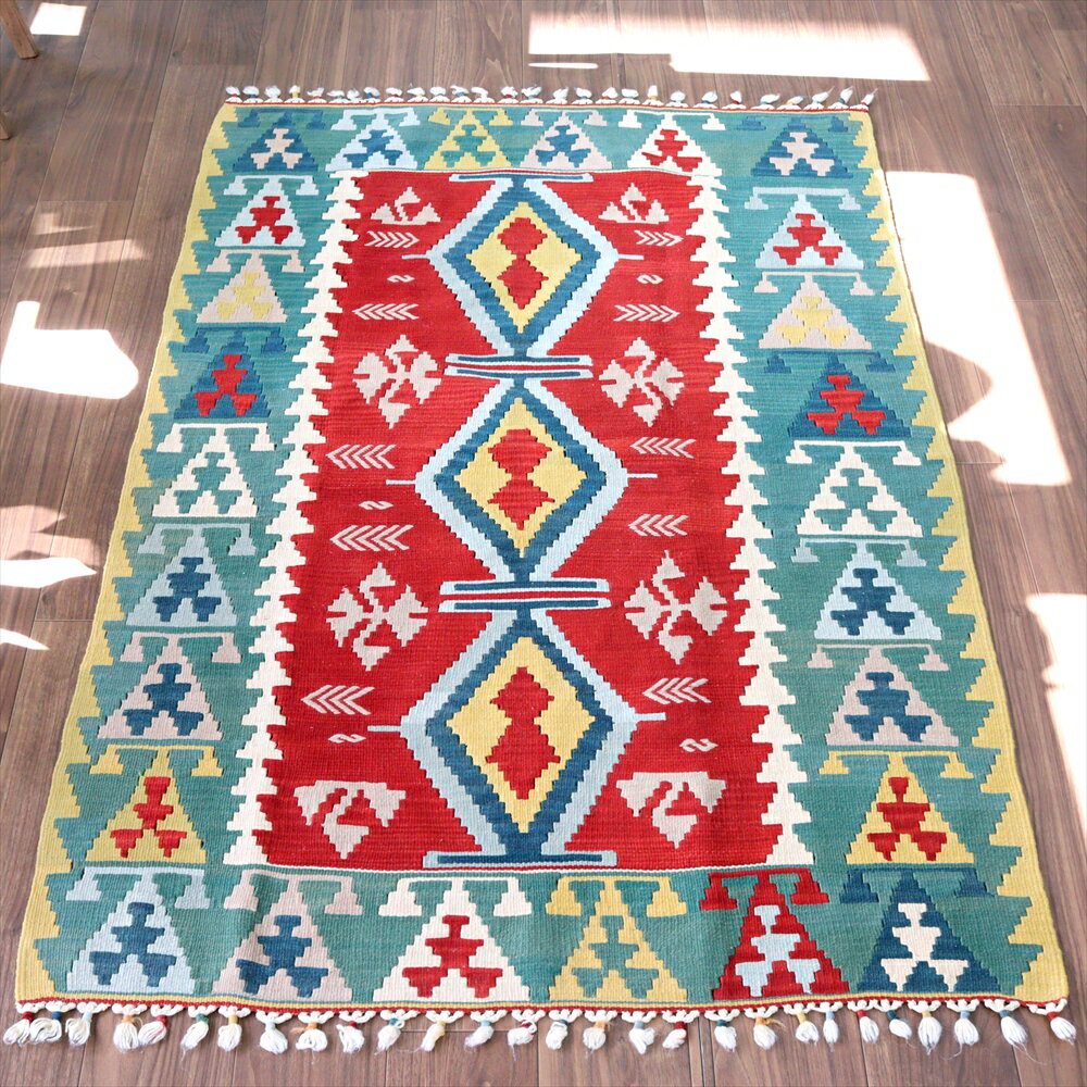 【15%OFFクーポン対象】トルコの手織りキリム・セッヂャーデ163×108cm3つのダイヤ