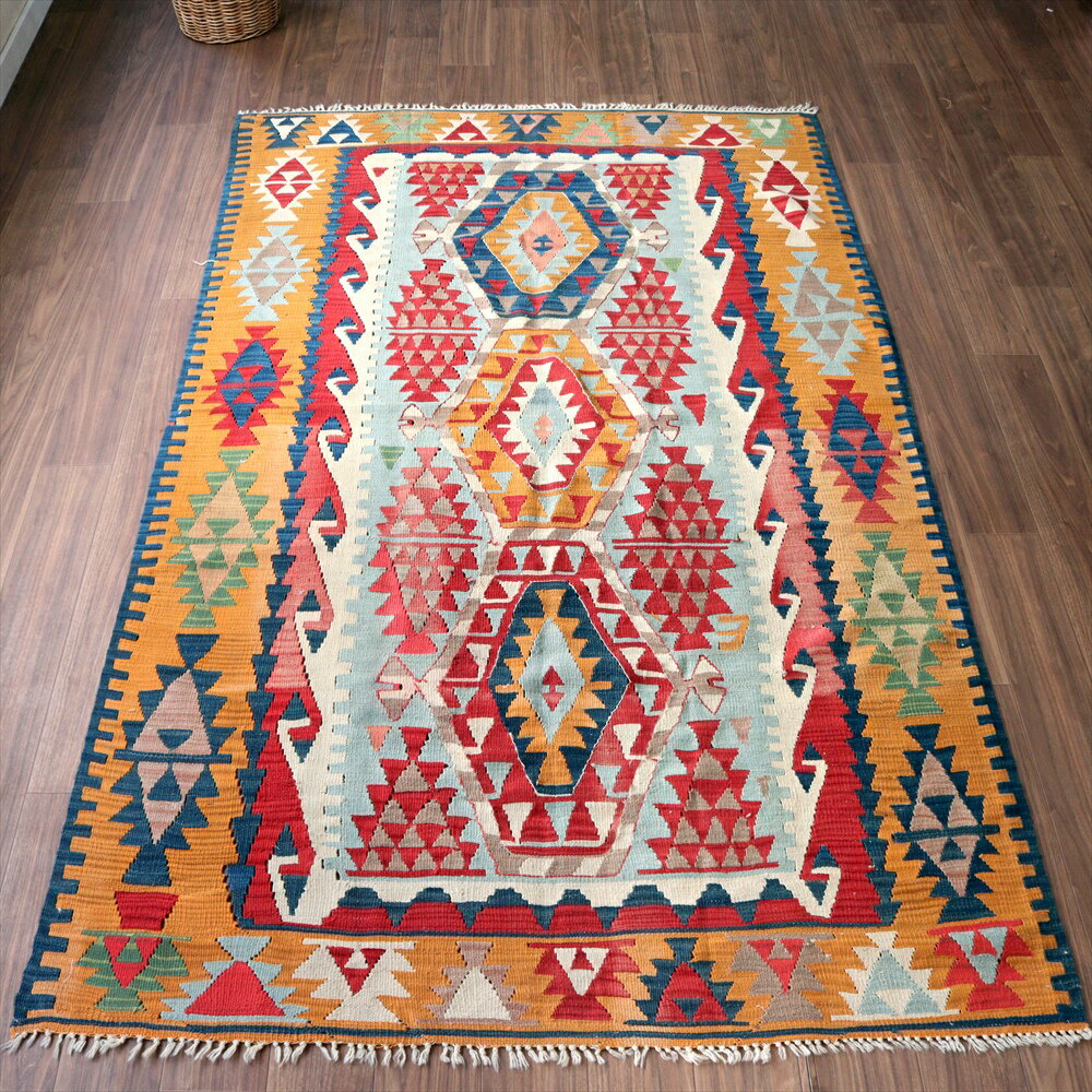 【15%OFFクーポン対象】トルコの手織りキリム・カリヨラ240×156cm3つの六角メダリオン