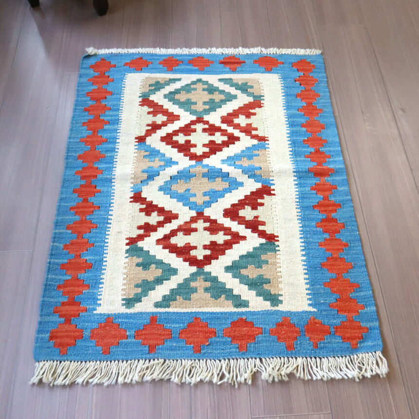 【15%OFFクーポン対象】シラーズキリム カシュカイ族の手織りラグ 94×69cm 玄関マットサイズ