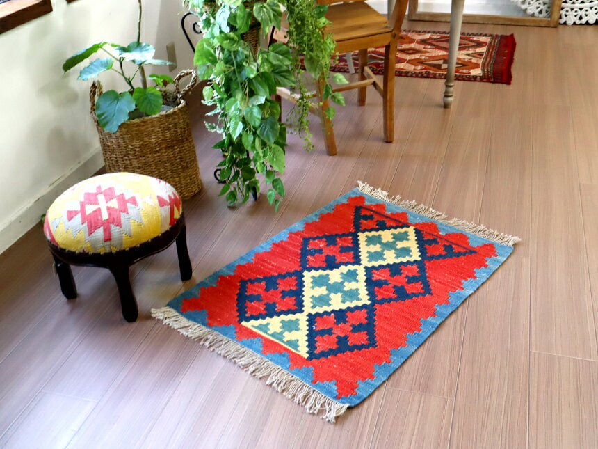 シラーズキリム カシュカイ族の手織りラグ 80×59cm 玄関マットサイズ [2]