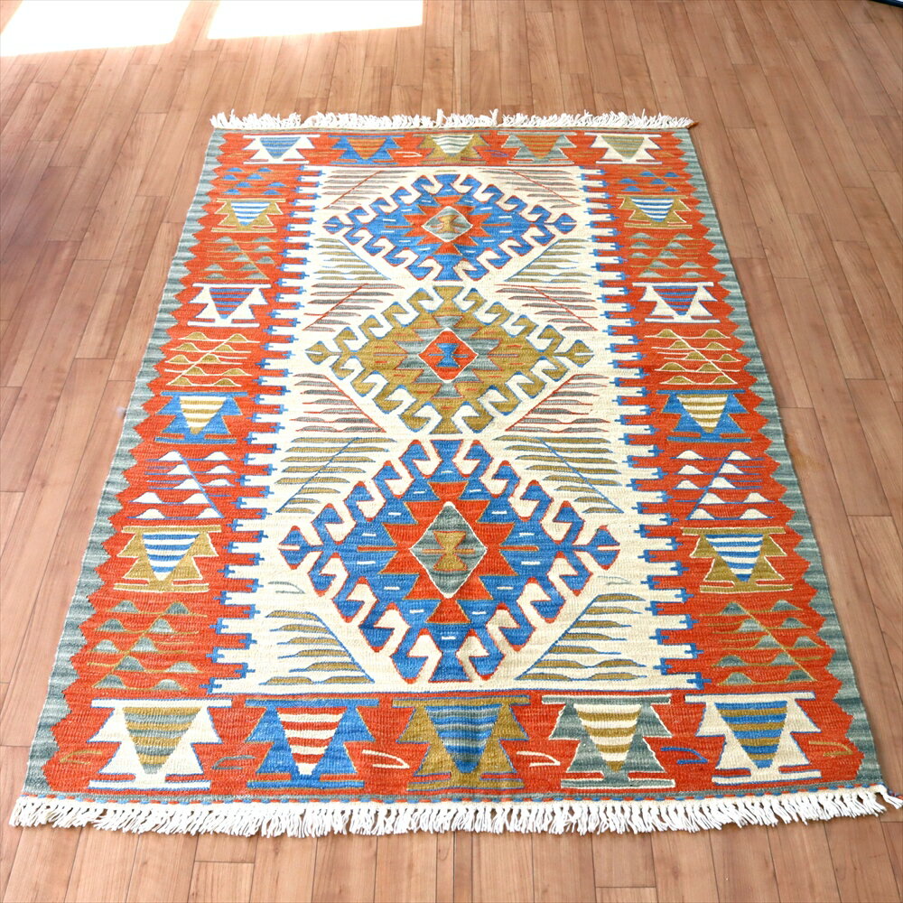【15%OFFクーポン対象】トルコの手織りキリム ウシャク172×113cm【1点もの】ドラゴンのモチーフ