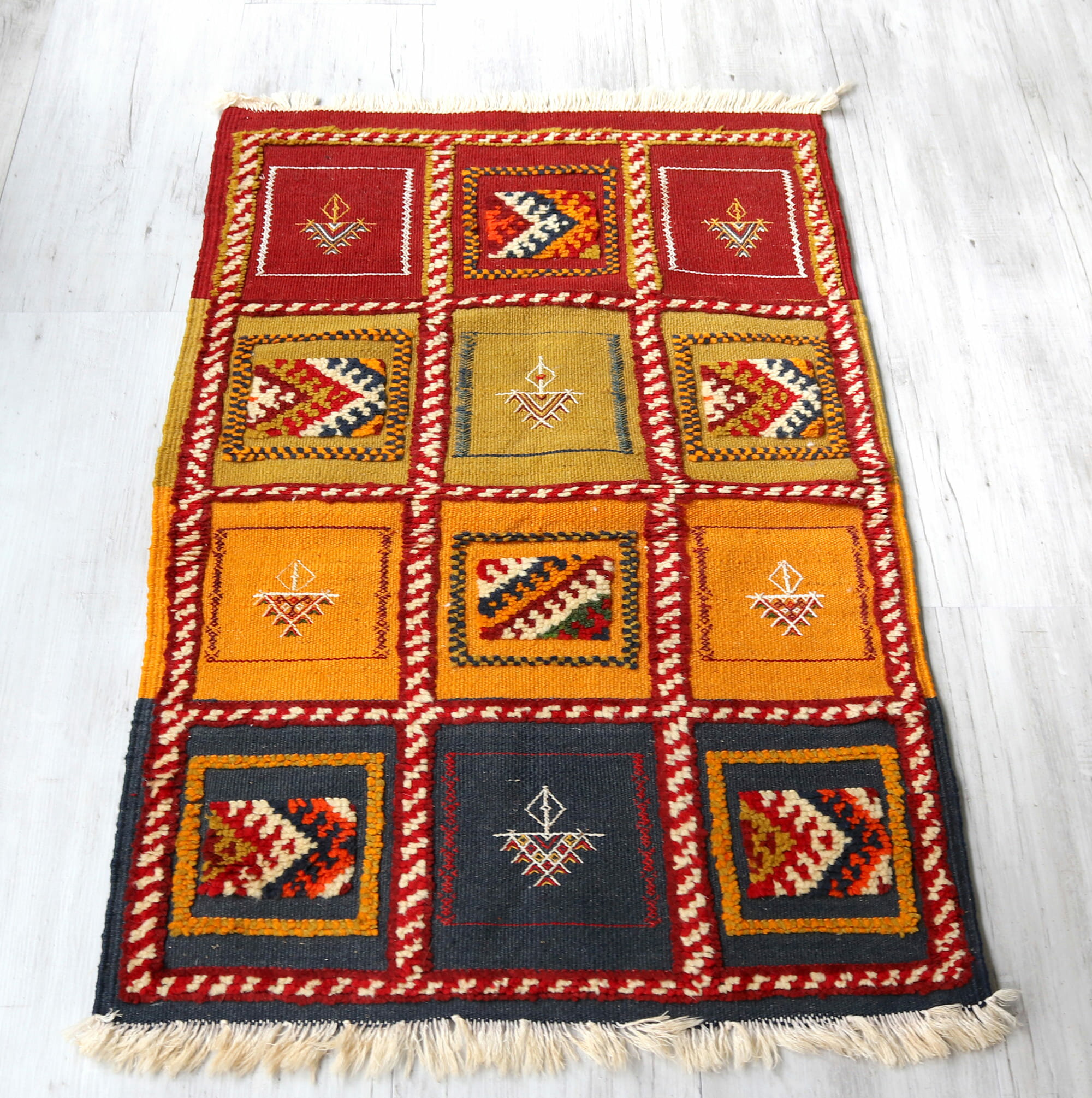 Rakuten - 【15%OFFクーポン対象】モロッコキリム　タズナフト 105×68cm 凹凸のあるパイル織りミックス　玄関マット