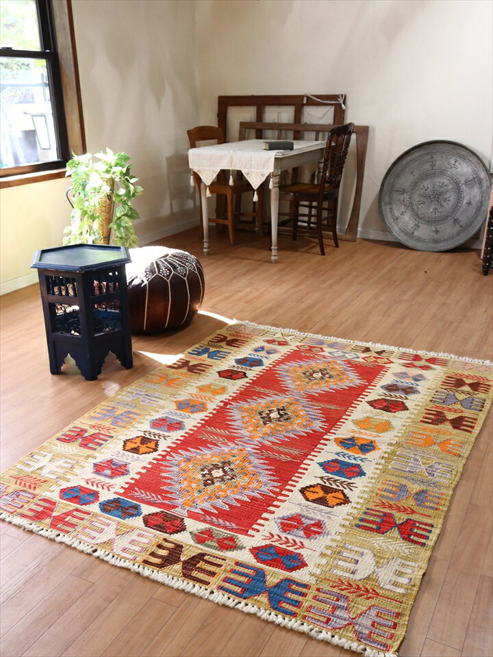 ワンランク上のカイセリキリム セッヂャーデ169×130cmイーブルアイと麦の穂のモチーフ